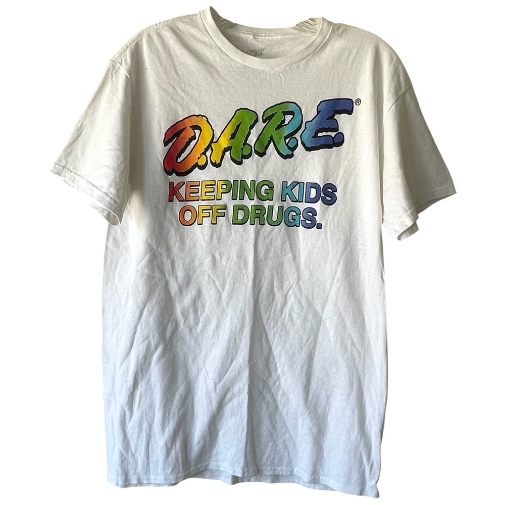 D.A.R.E  t-shirt white size Medium
